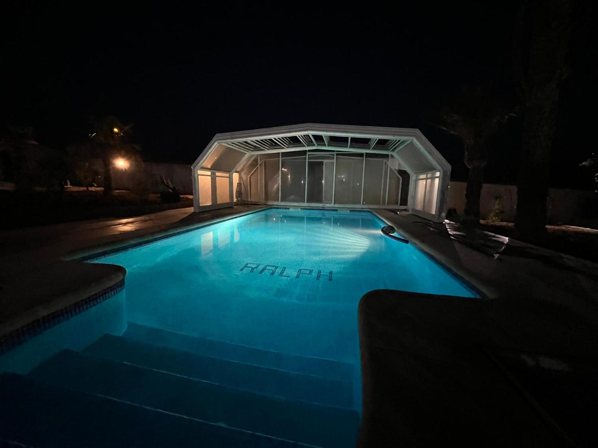 El Castillo De Ralph Bed & Breakfast เอลเอคีโด ภายนอก รูปภาพ