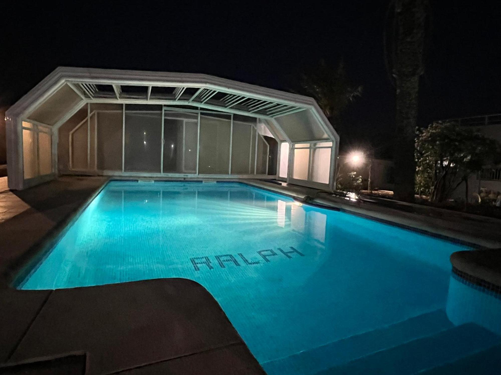 El Castillo De Ralph Bed & Breakfast เอลเอคีโด ภายนอก รูปภาพ
